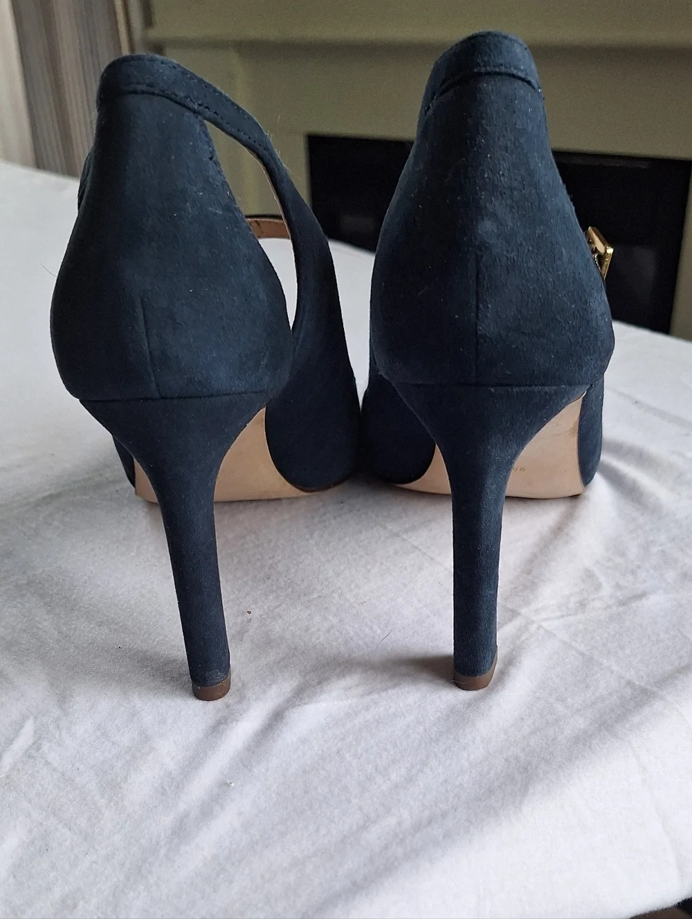 Louise et Cie Navy Suede Heels Size 9 Mary Jane Strap Open Toe Pumps - Picture 4 of 6